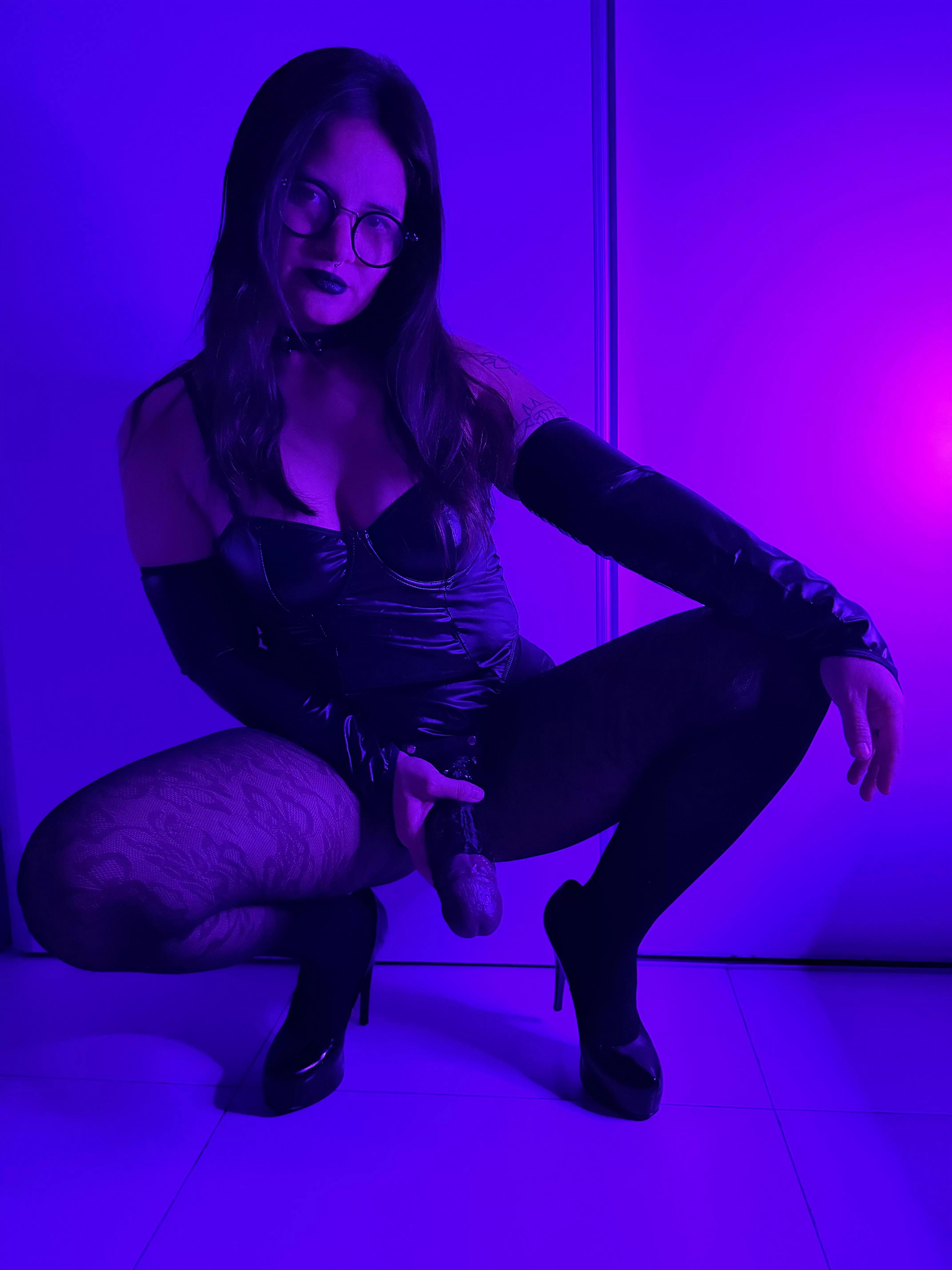 Daddys dick wants a virgin hole to ruin! 1f u join?