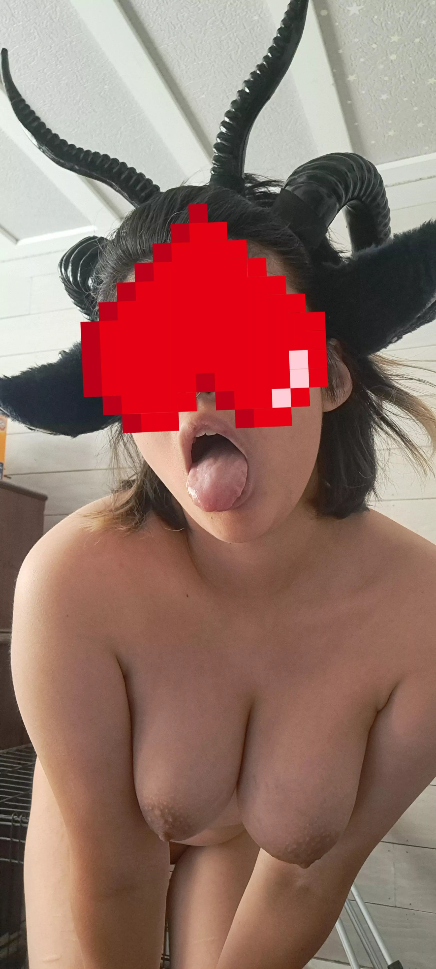 demon boy wants you <3