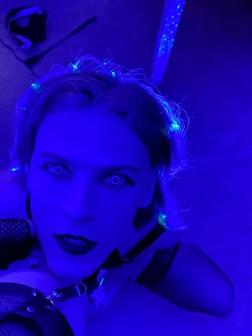 Demons also want to serve,🥺😈