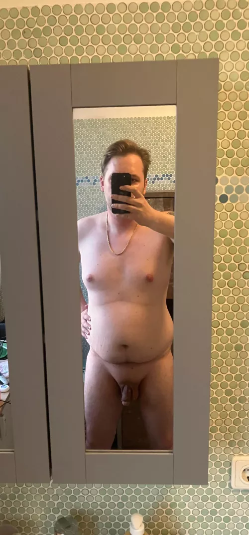 Devoter M28 aus Bremen sucht Treffen mit Doms M/F 