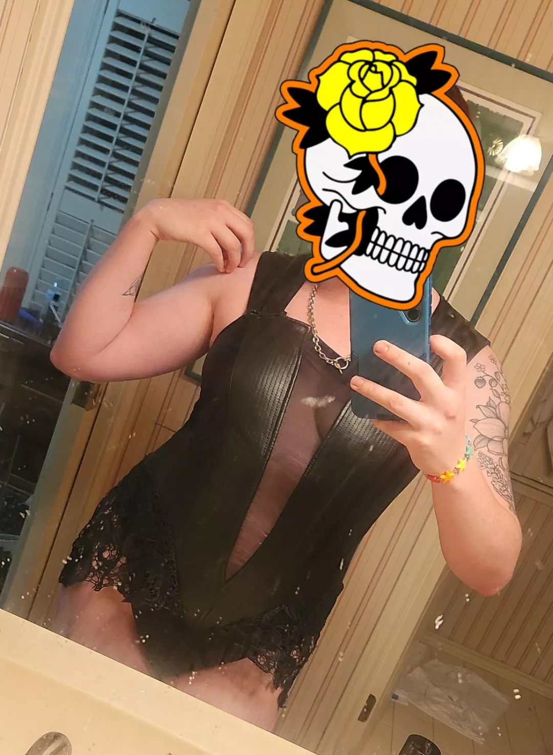 Do you like my new outfit daddy? 😋