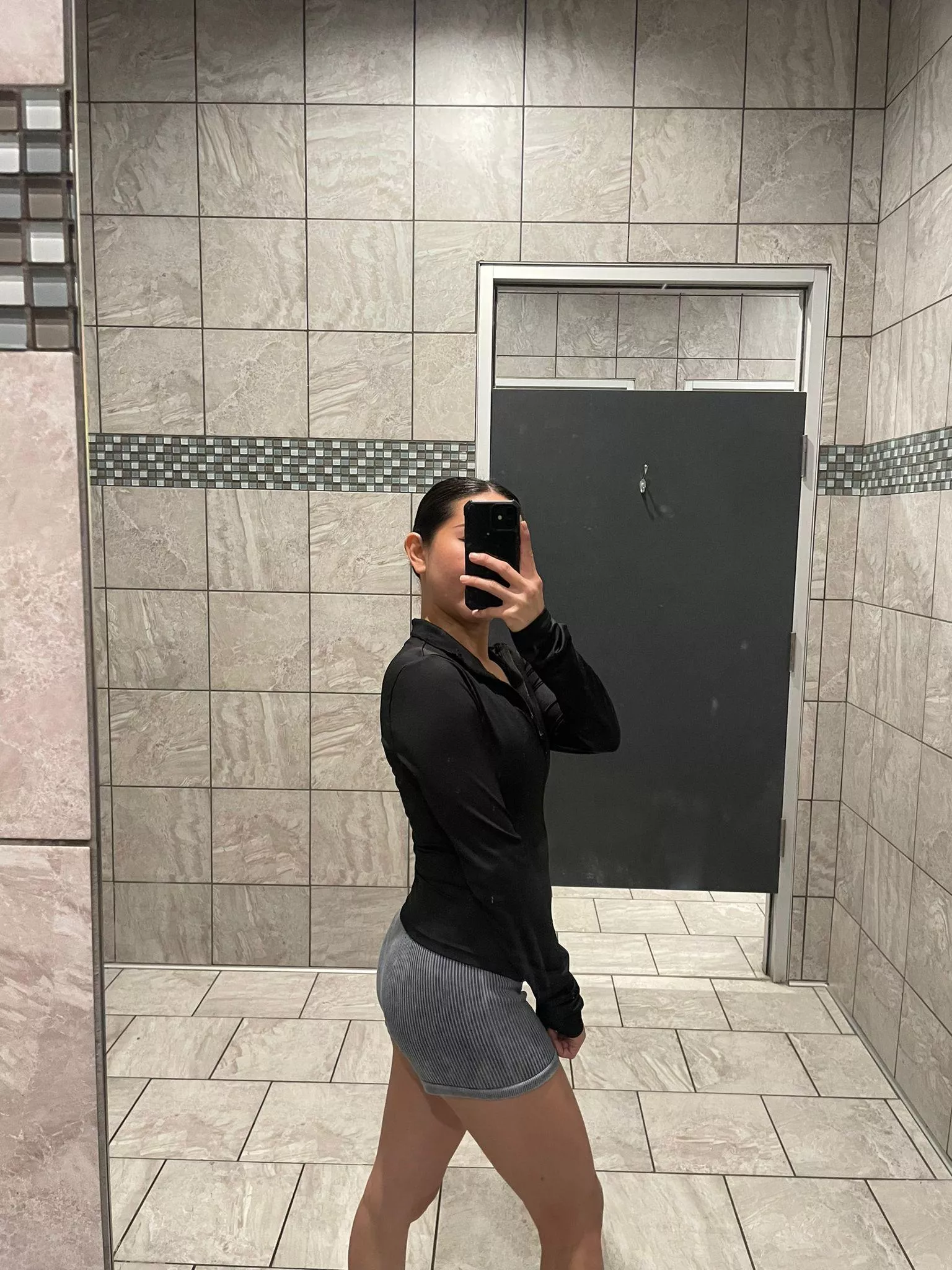 Do you wanna see what's under ? 