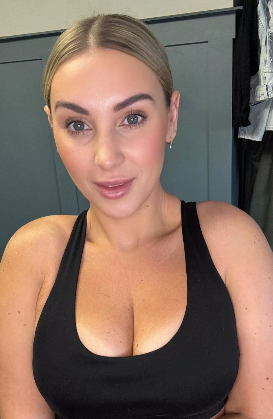 F39 Rate me please 😘