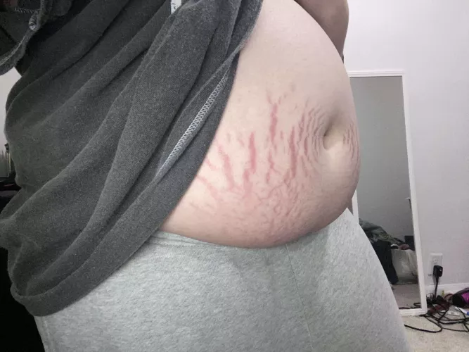 feed this little 4’8 body. its so hungry