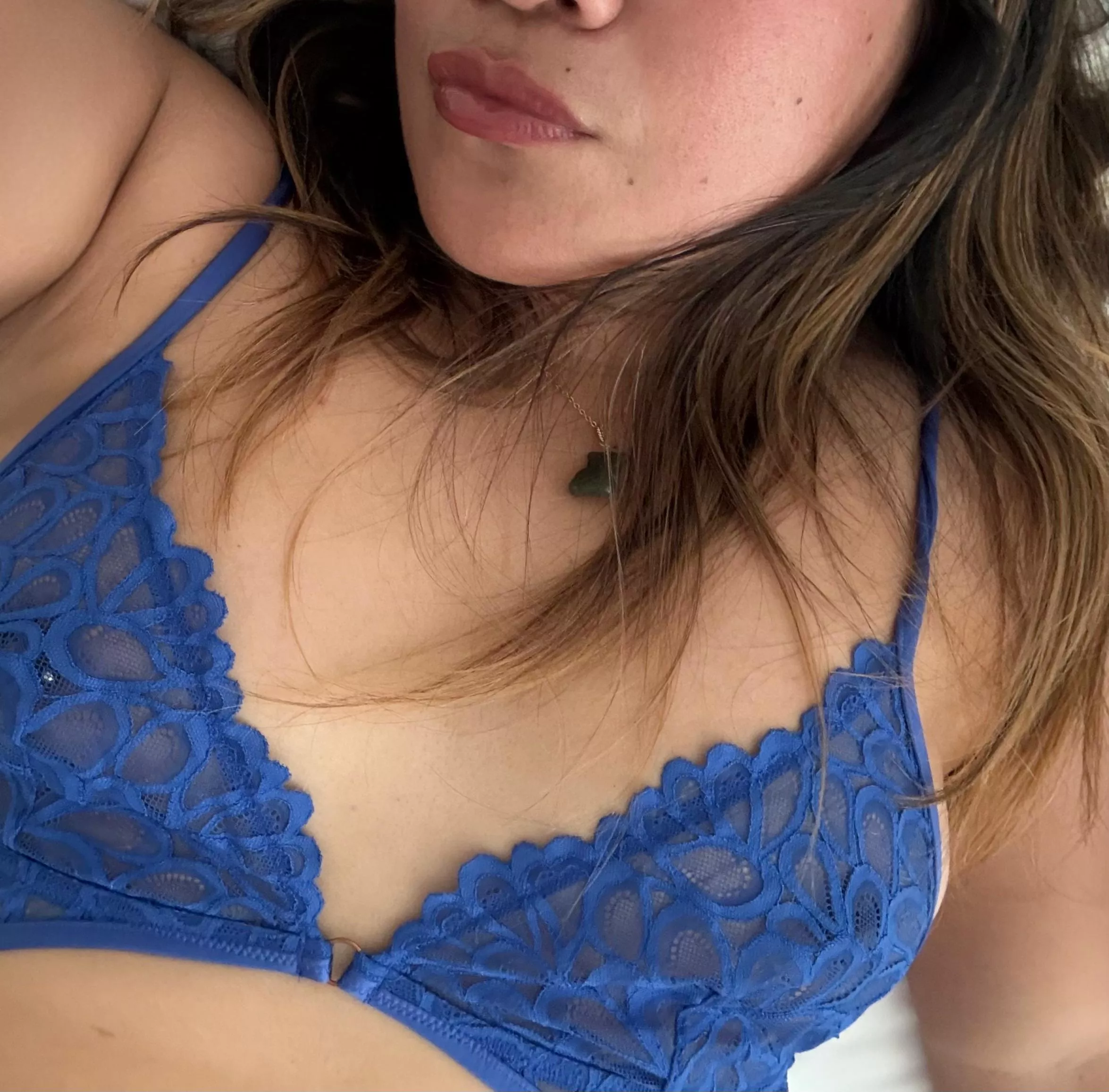 [F]lushed cheeks and pouty lips