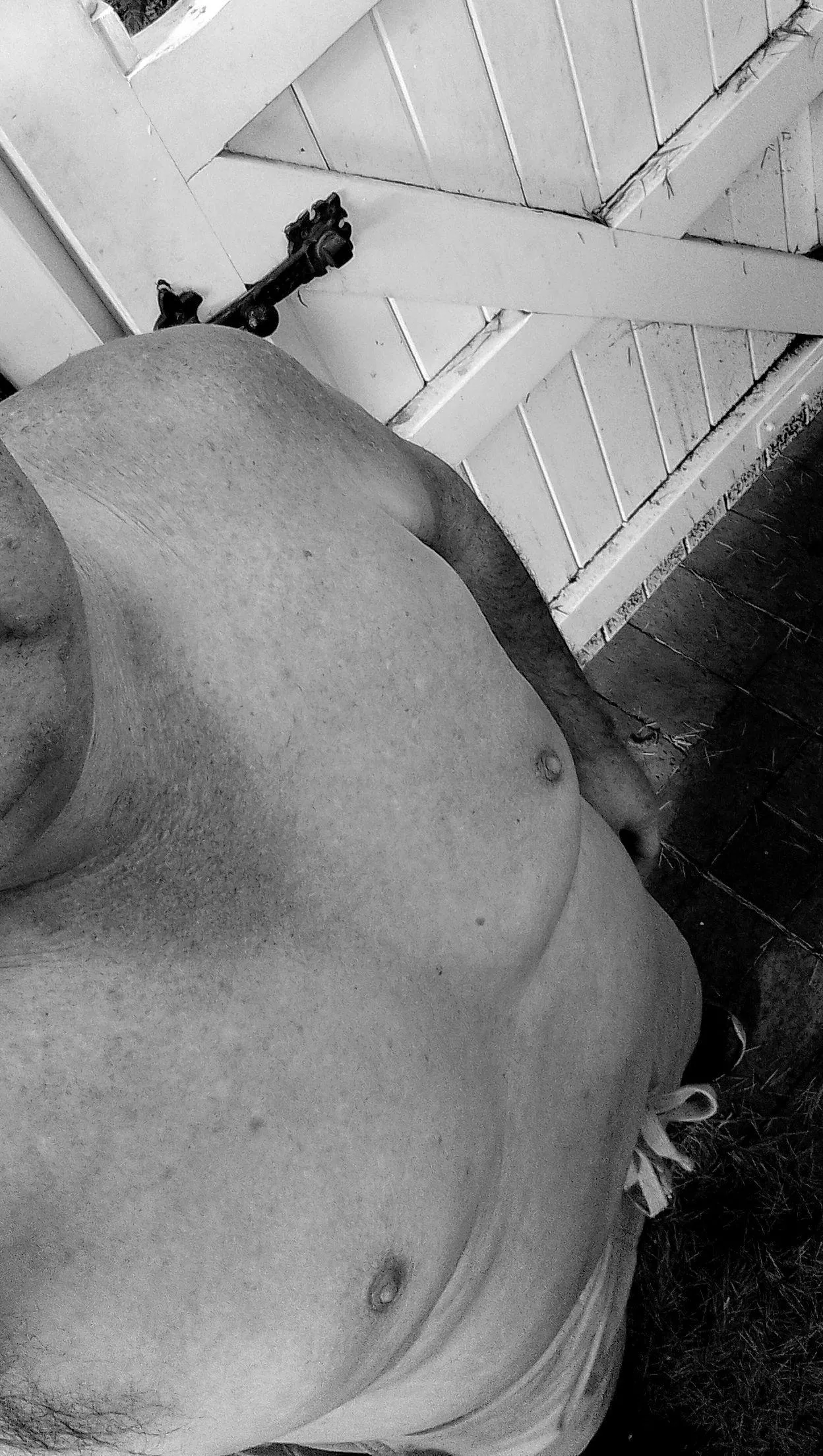 Guy 45 seeks girl for sex