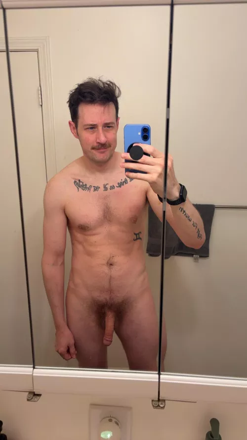 Happy weekend from (one of) your moderators! 