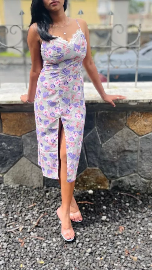 Hello reddit 🍒 looking to meet some attractive couples and girls.