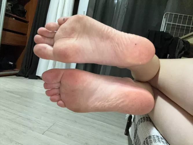 how about some fun for my dirty feet?