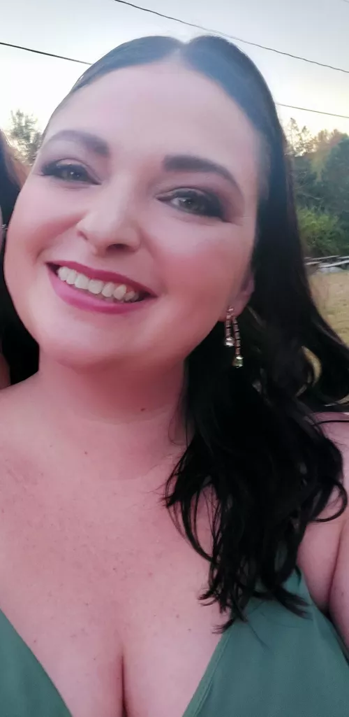 How will you try to please a Goddess this beautiful?