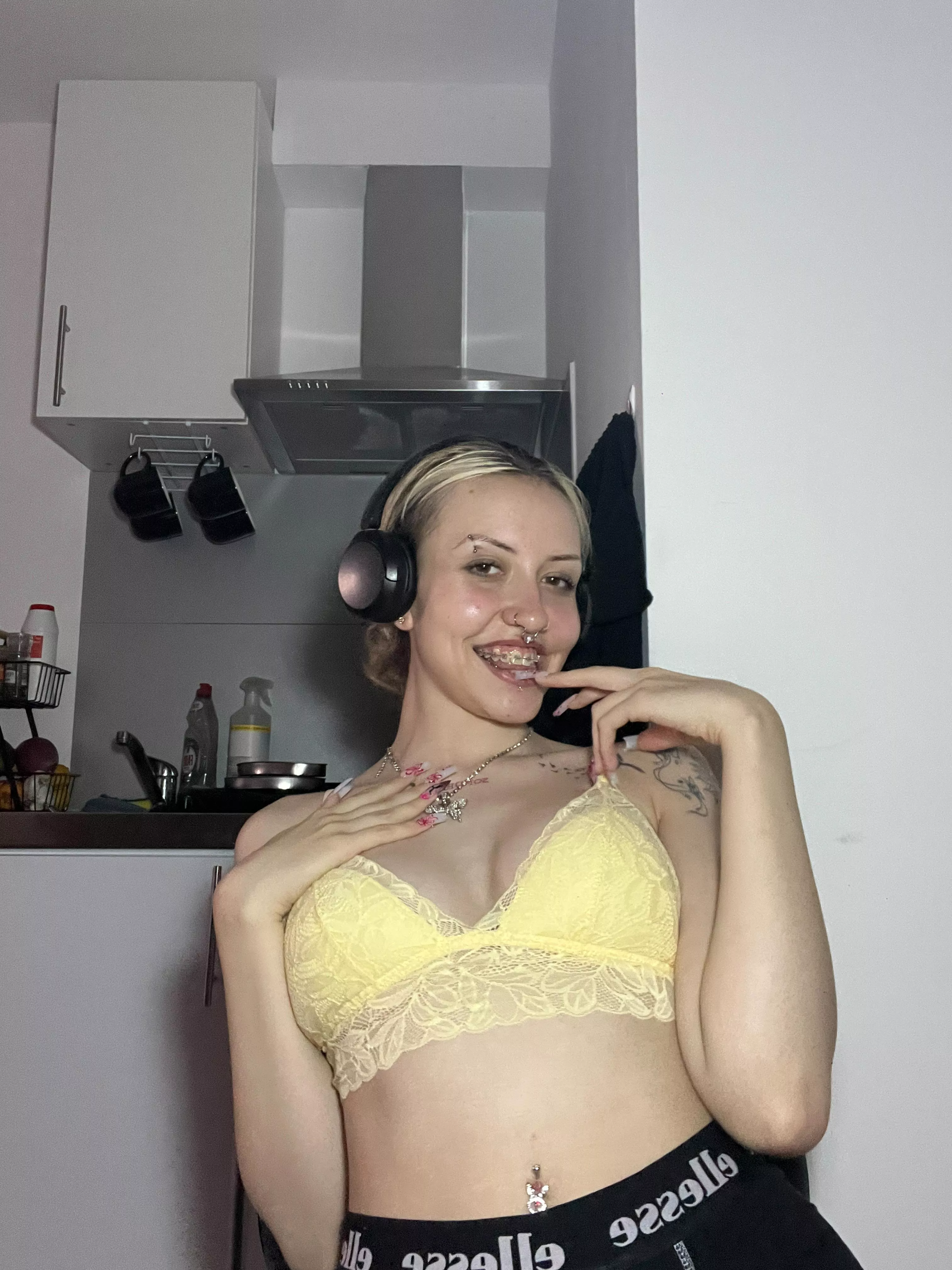 I can't help but have dirty thoughts when I'm home alone