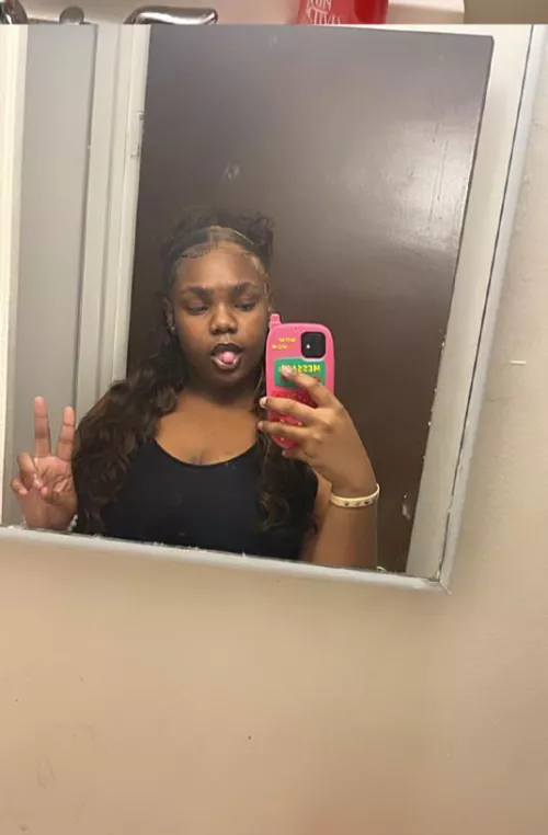 I deserve to be worshipped 👑