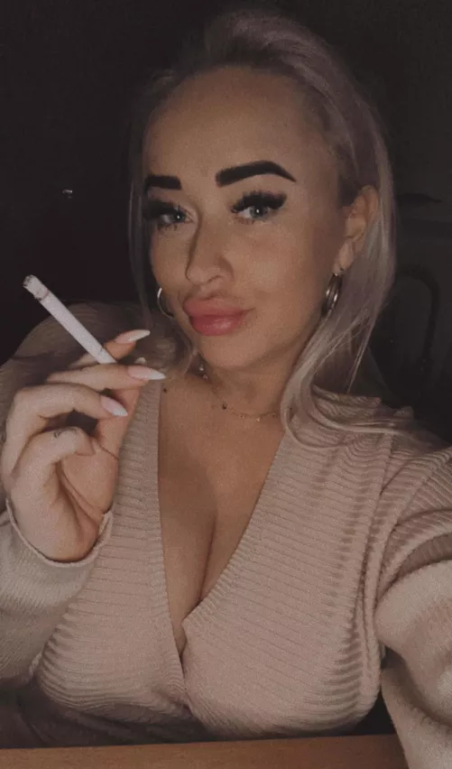 I enjoy my cigarette 🤩