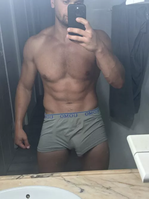 I hope your Friday ends well!
