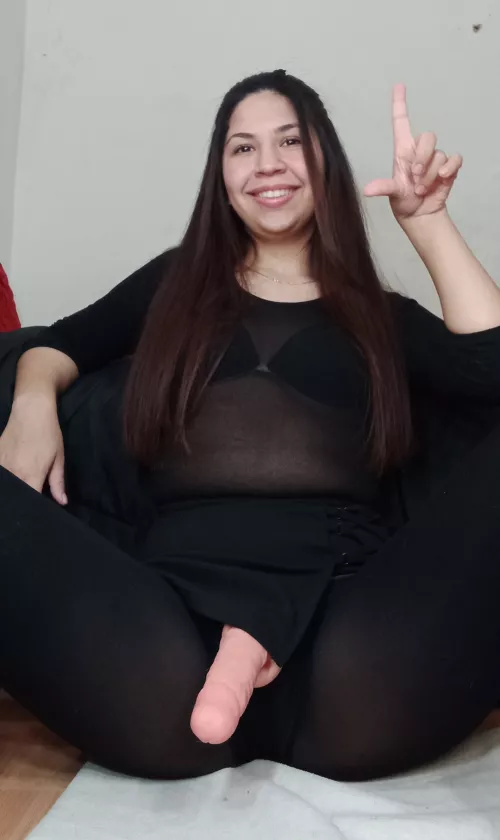 I'm gonna be your new obsession and have you begging on your knees for more