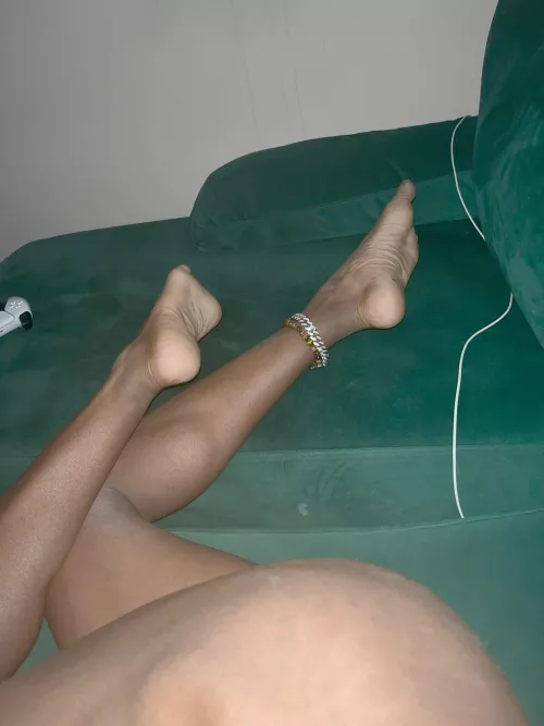 Into long legs? 🫶🏾