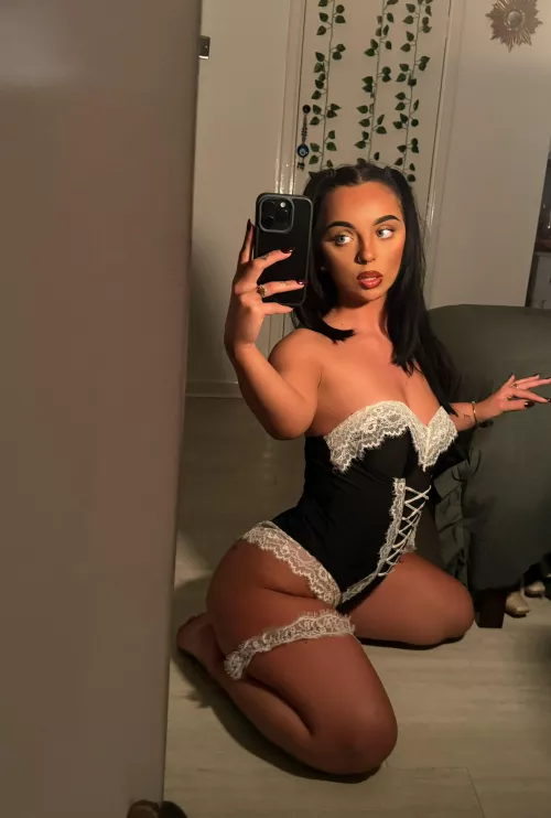 Is it so bad that I wanna try an older man for a change?