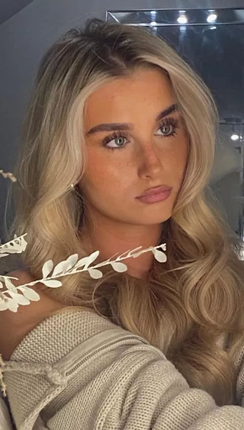 Isn’t she gorgeous 