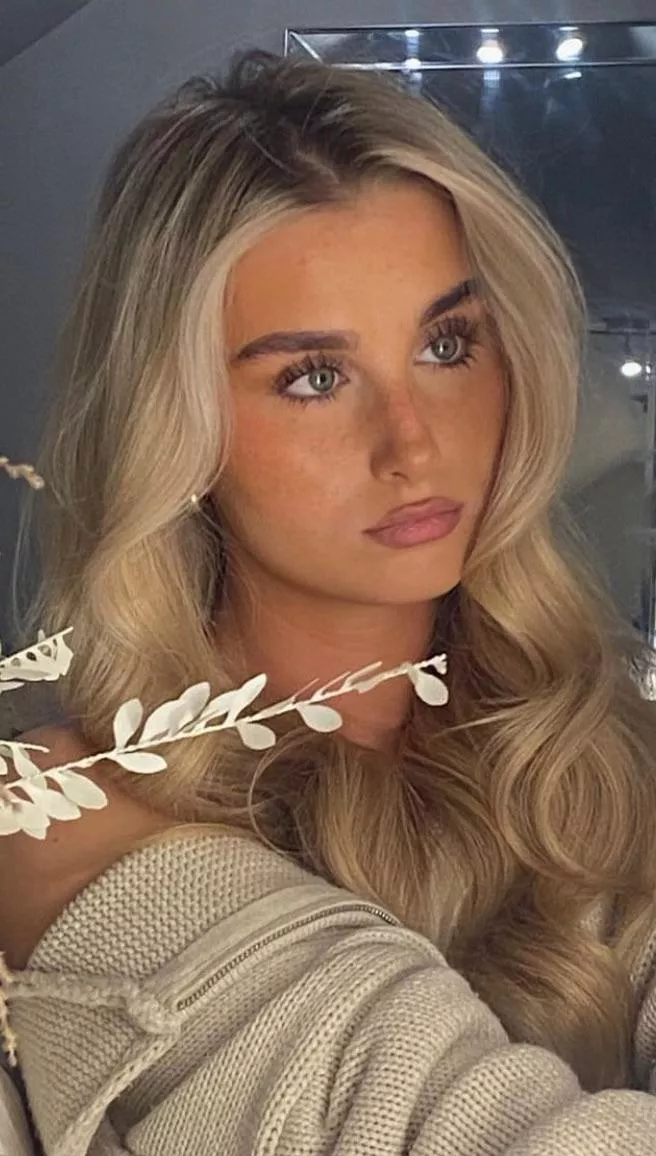 Isn’t she gorgeous 