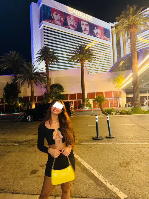 Just your Brown Girl on streets of Vegas [f]