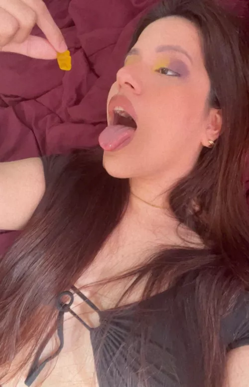 Let me feel you through my throat