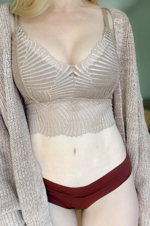 Let’s stay in and watch a scary movie [f]