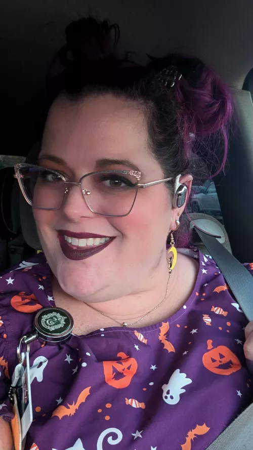 Love this burgundy color