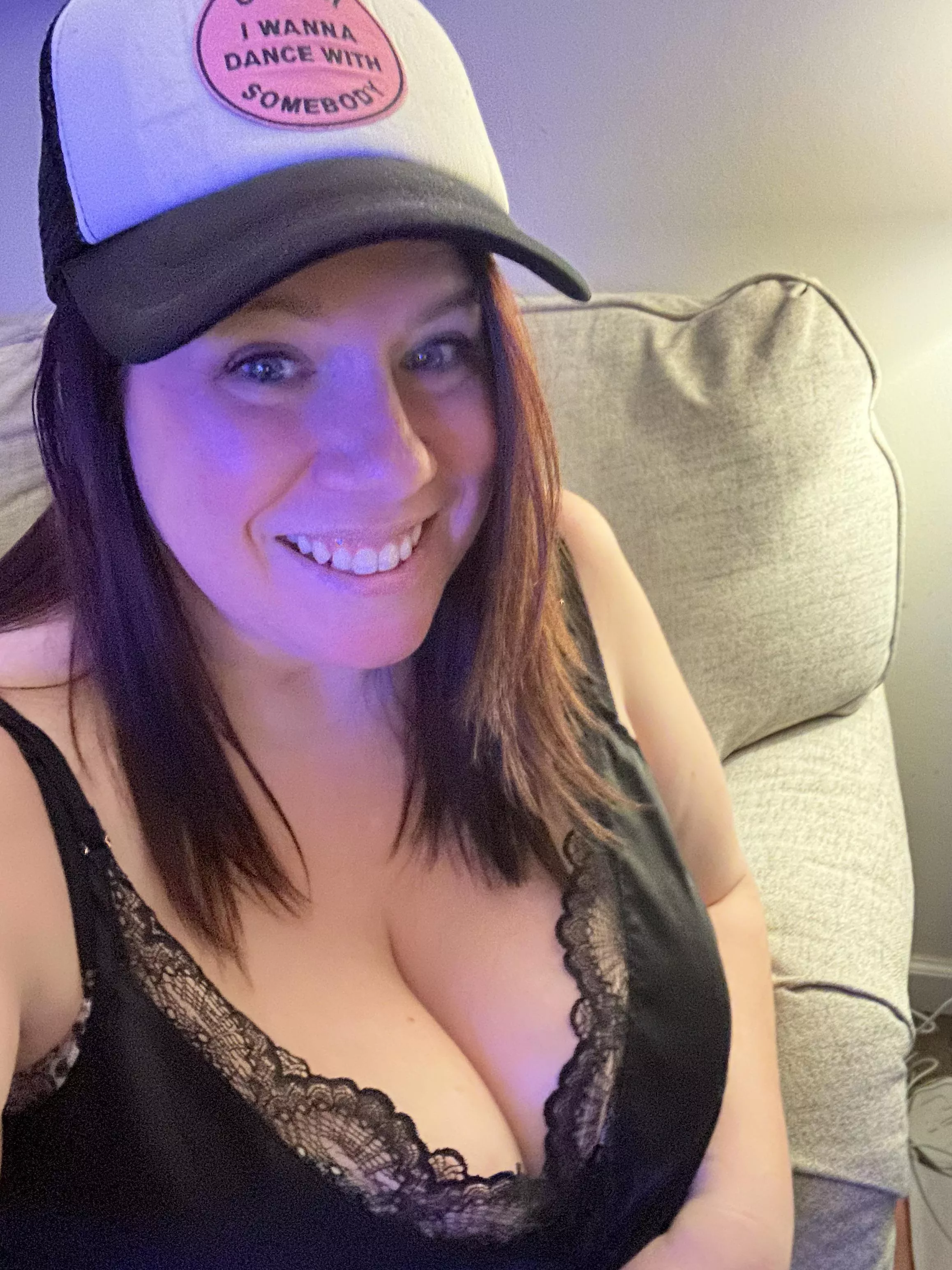 Loving being 42f with the J cups. Feeling myself…