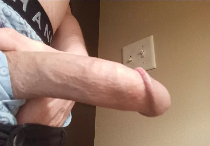M4F it's my birthday 🎂 any ladies wanna show me a good time? 