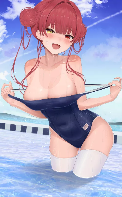 Marine teasing her body [Hololive]