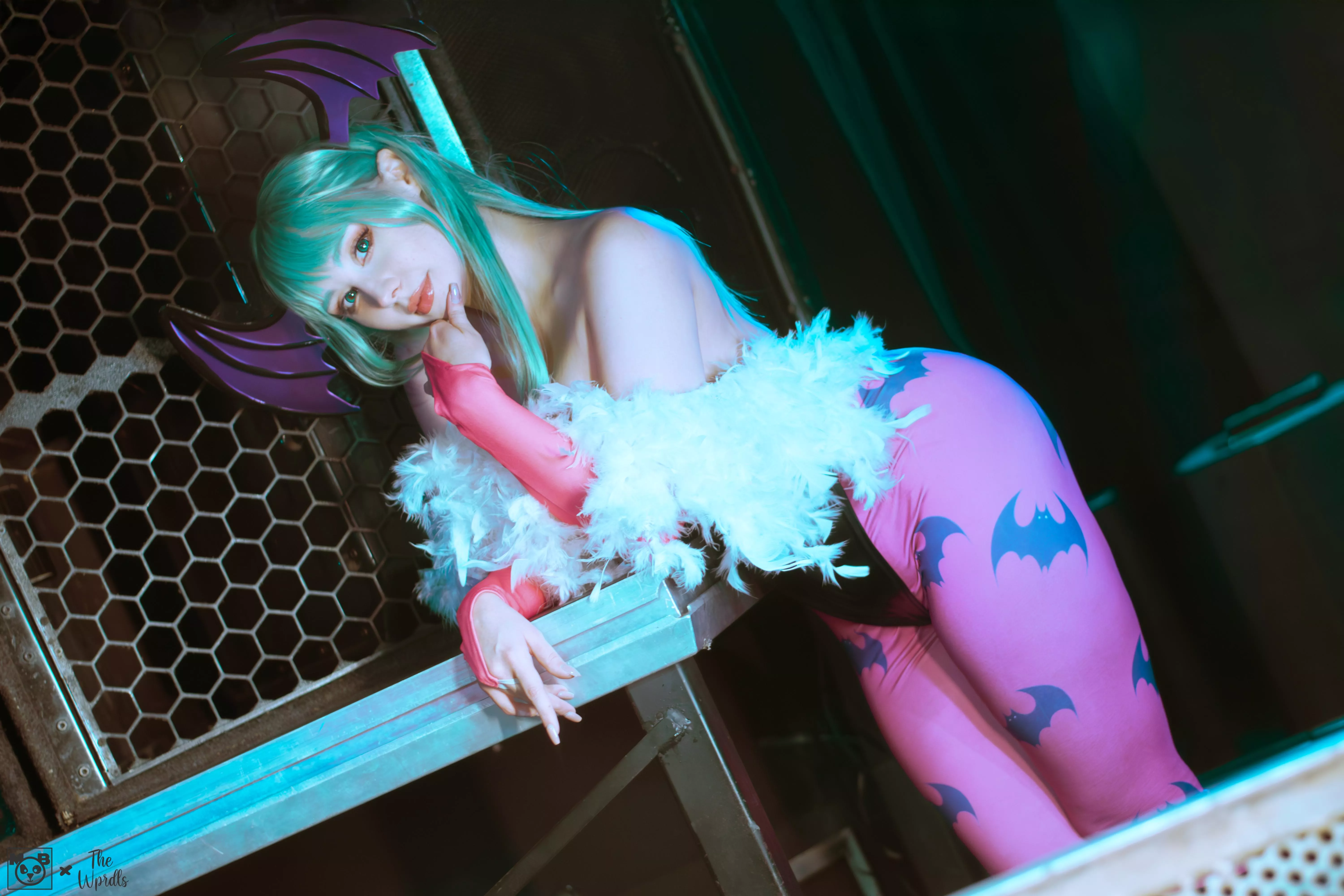 Morrigan Aensland cosplay by pandeon.ik