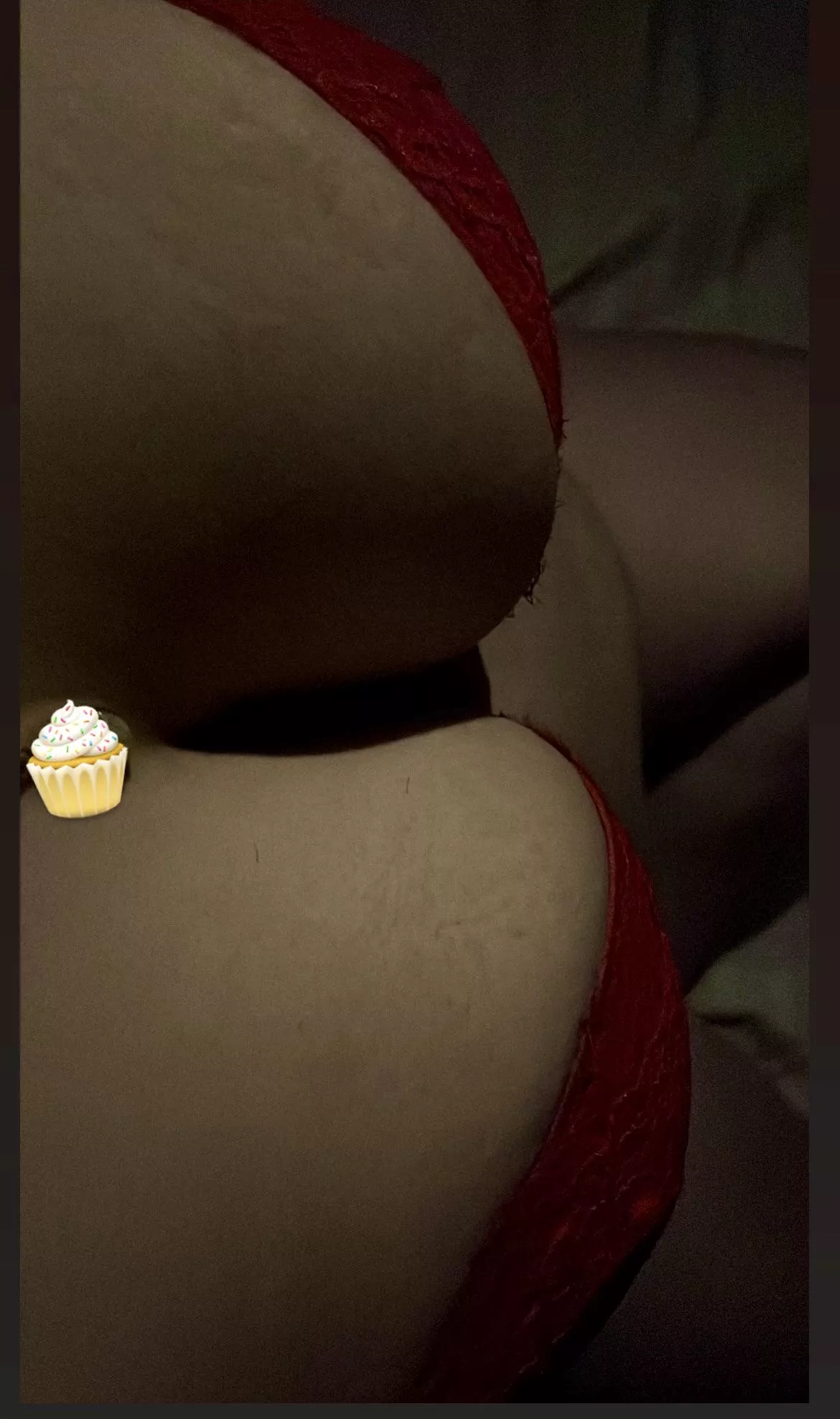 My girls and I want to say hi! (F27)