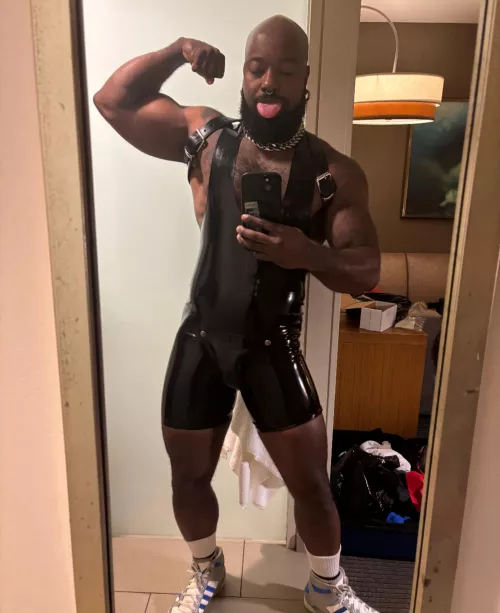 Off to the leather bar to flash my rubber biceps