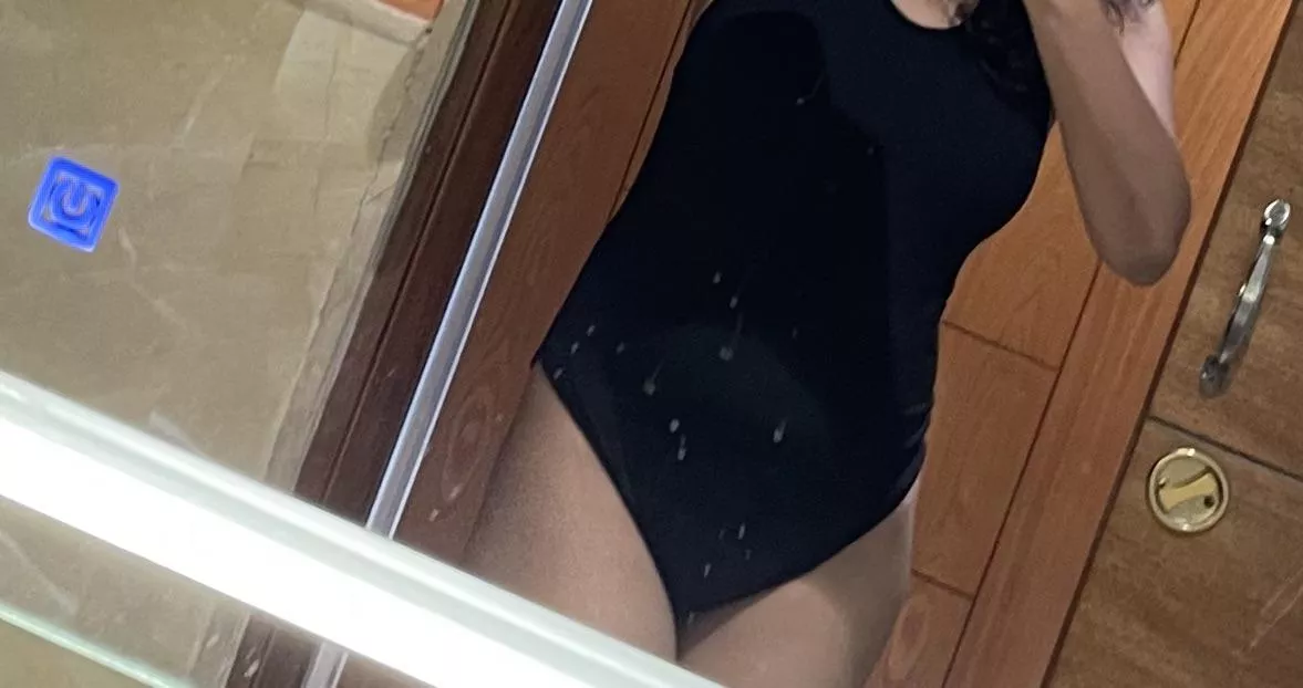 Open for couples girls and bi boys but verification myst ping staying near Marina mall omr