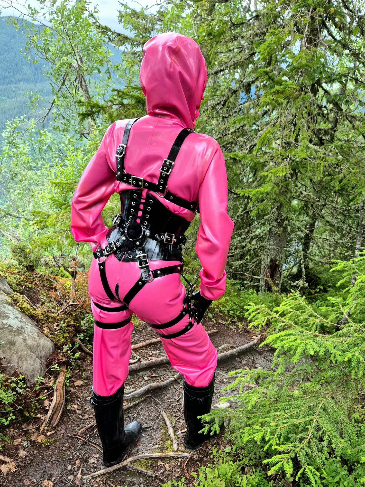 Out and about in full latex! 