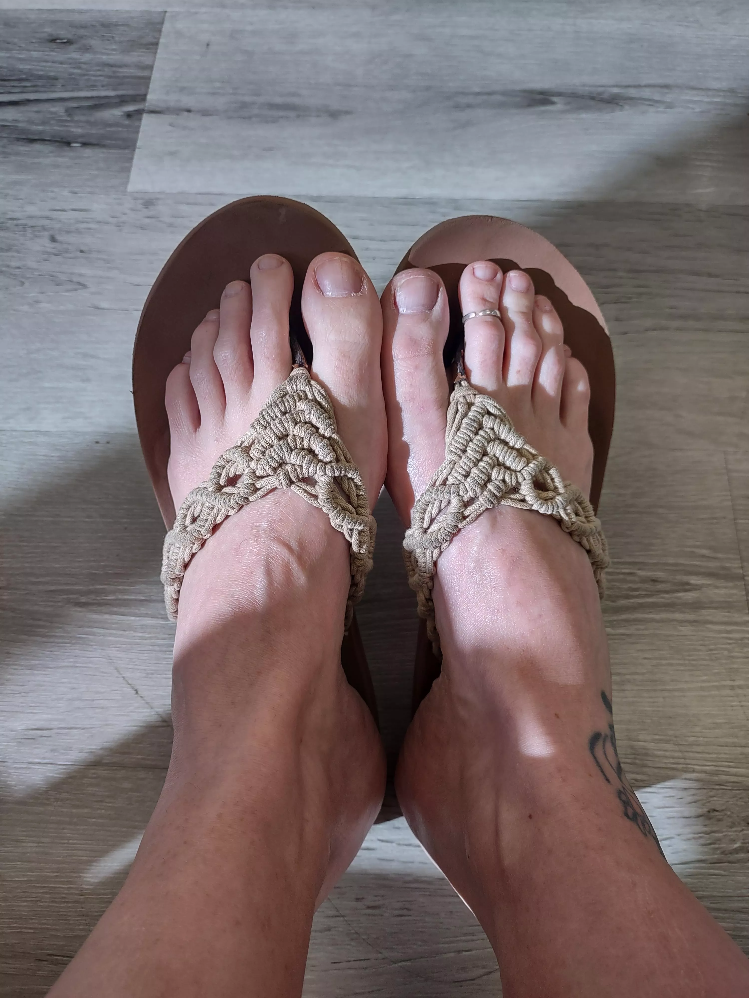 Pedi time! What color should I get? 