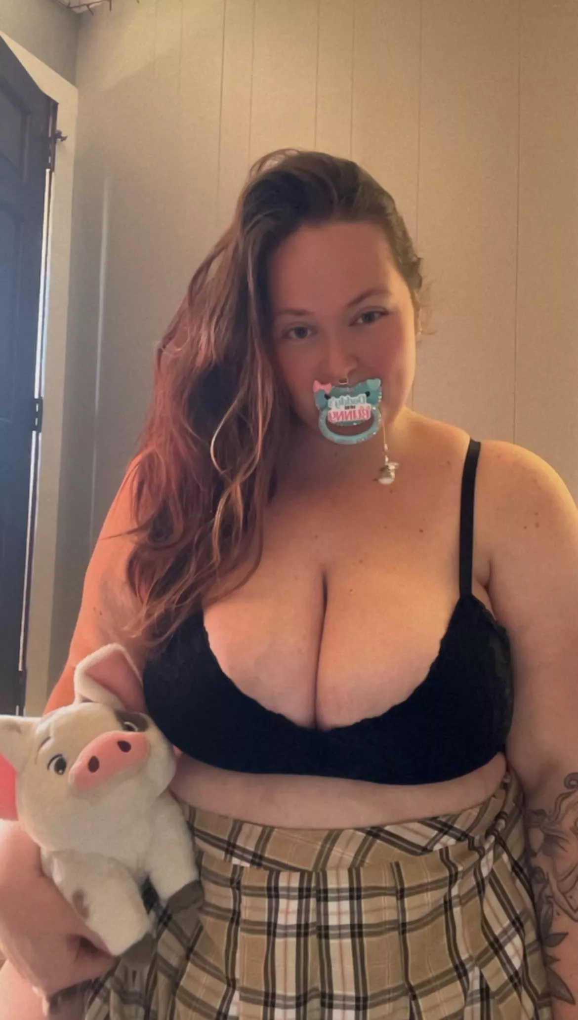 Playing dress up on my day off 💕