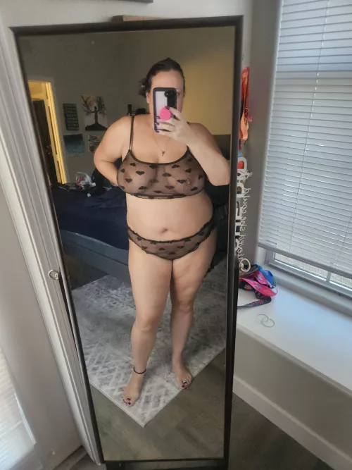 Pretty sure another pretty lady on here has this outfit, too.