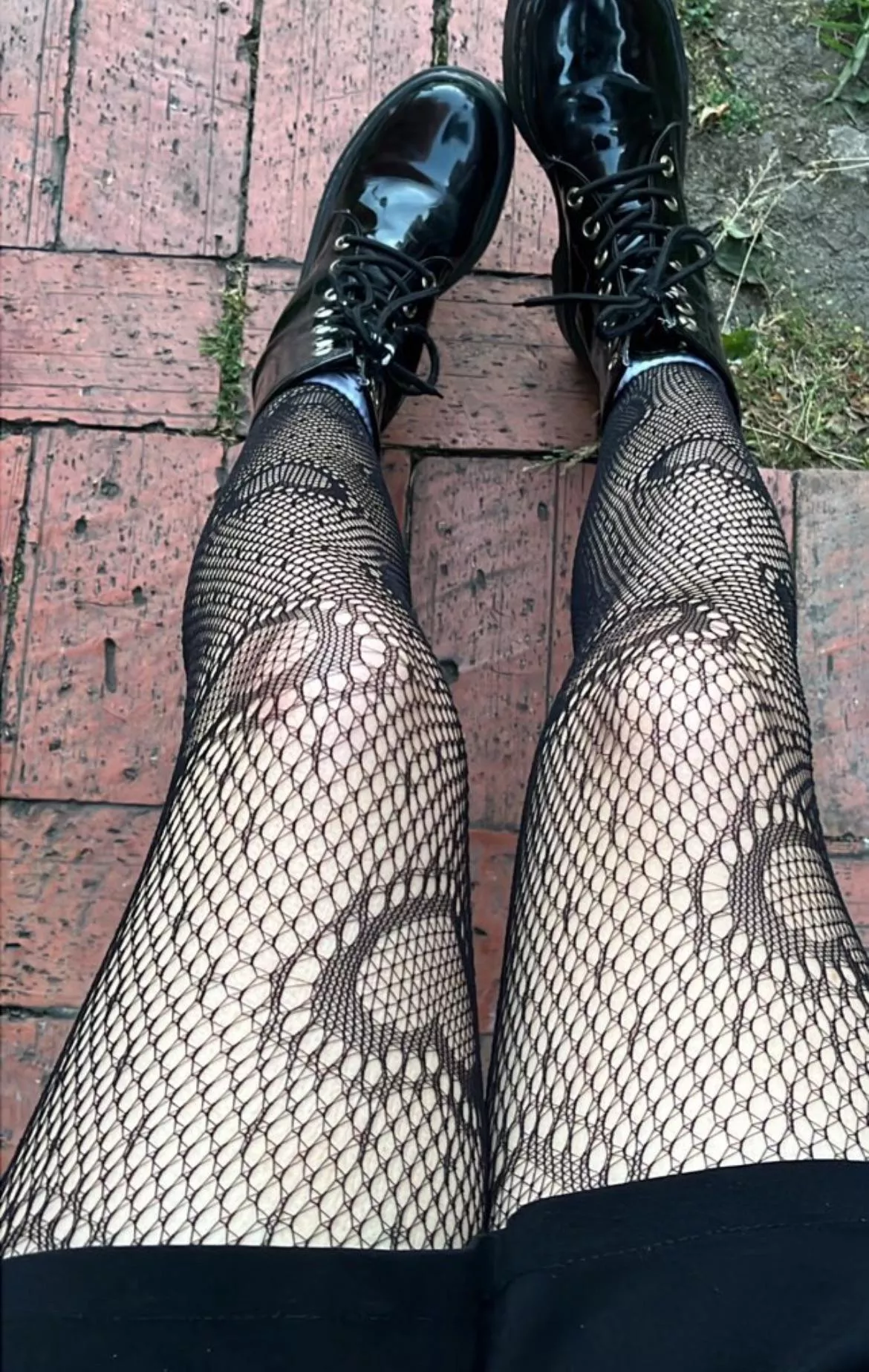 Send me a good morning tribute 🤭 Send me a good morning tribute 🤭