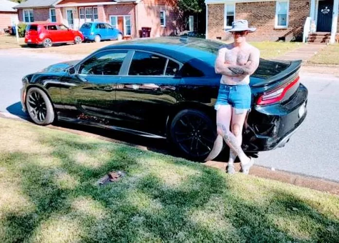 Strongest DILF vibes around