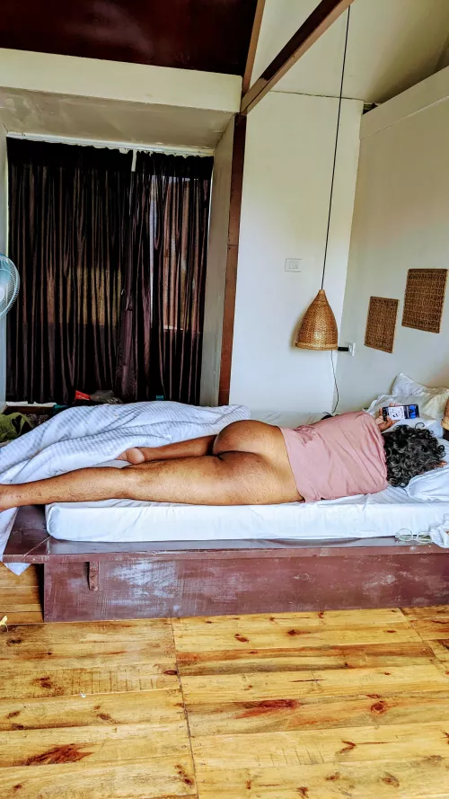 Submissive enby waiting to be used by a couple