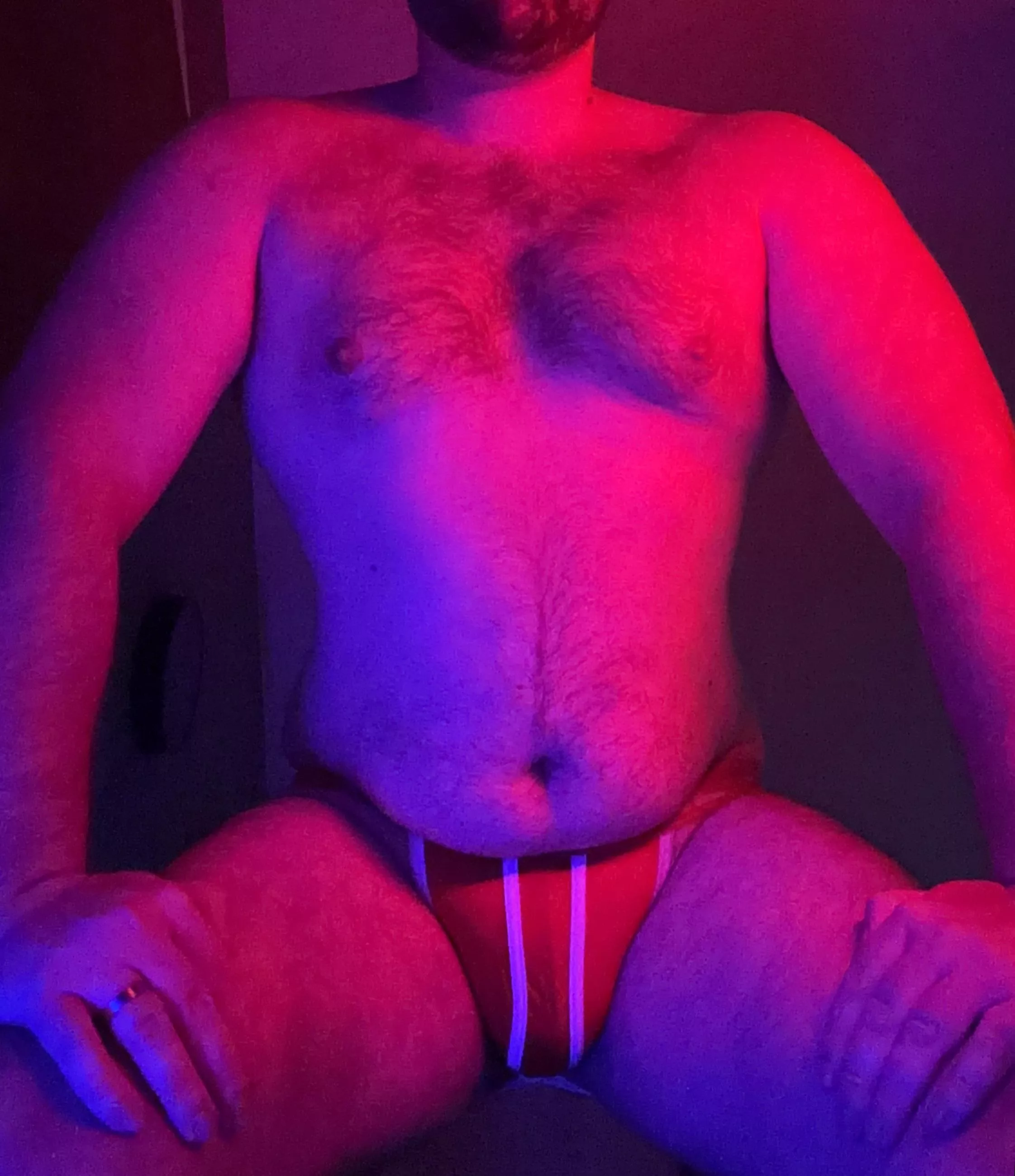 There’s a lot to worship on daddy’s strong body…where you gonna start boy? 