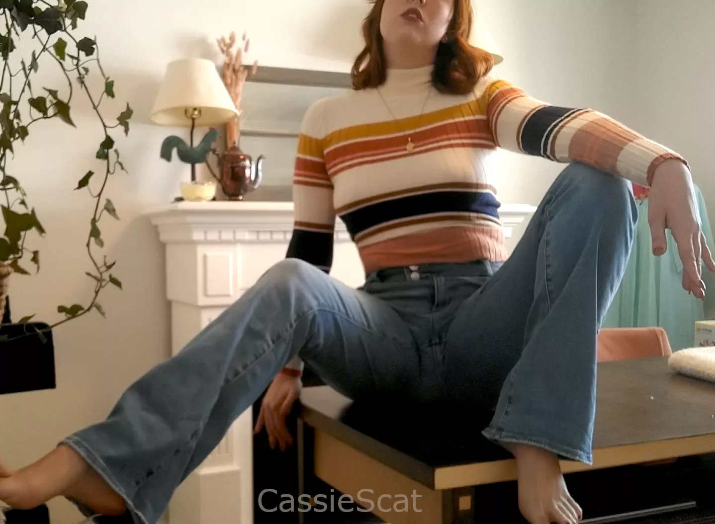 Thin turtleneck with no bra + blue jeans = best fall fit!!