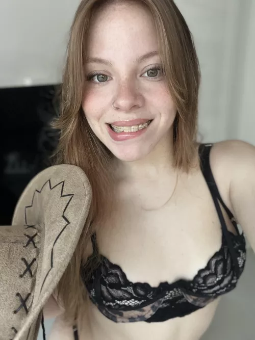 Wanna cum on my braces