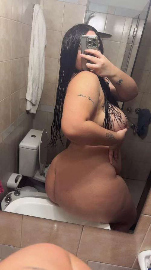 Wanna see more babe?