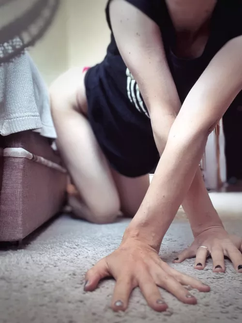 Welcoming my man from work after being horny all day... (to u/Buck_Loves_Boobs)