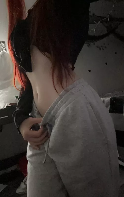 Wenn jemand bock auf meine pinke Fotze hat muss mir nur etwas Taschengeld schicken 👅