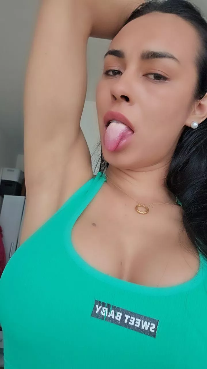 What do you think my armpits smell like?