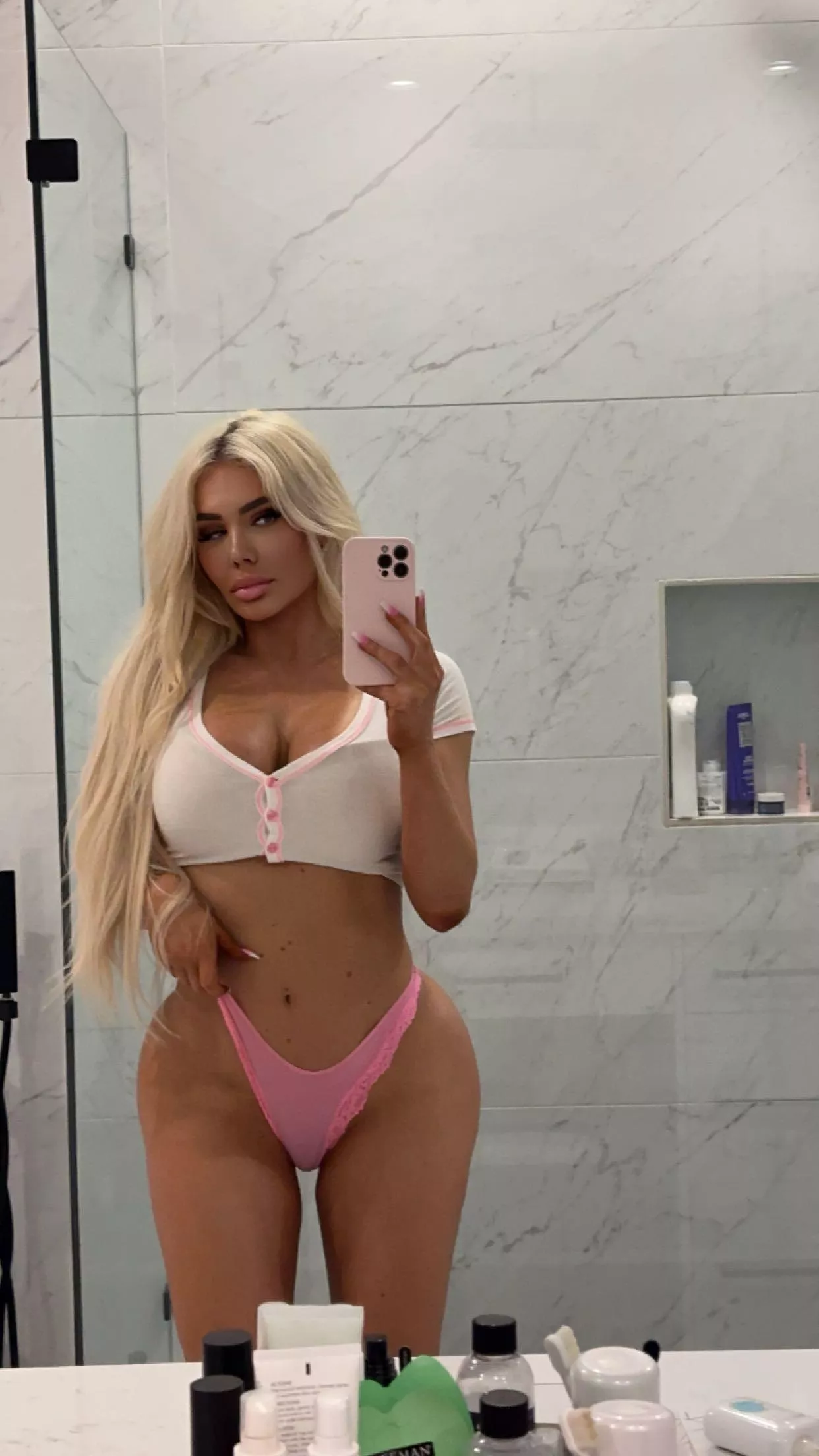 What you’re experiencing right now is lust at first sight