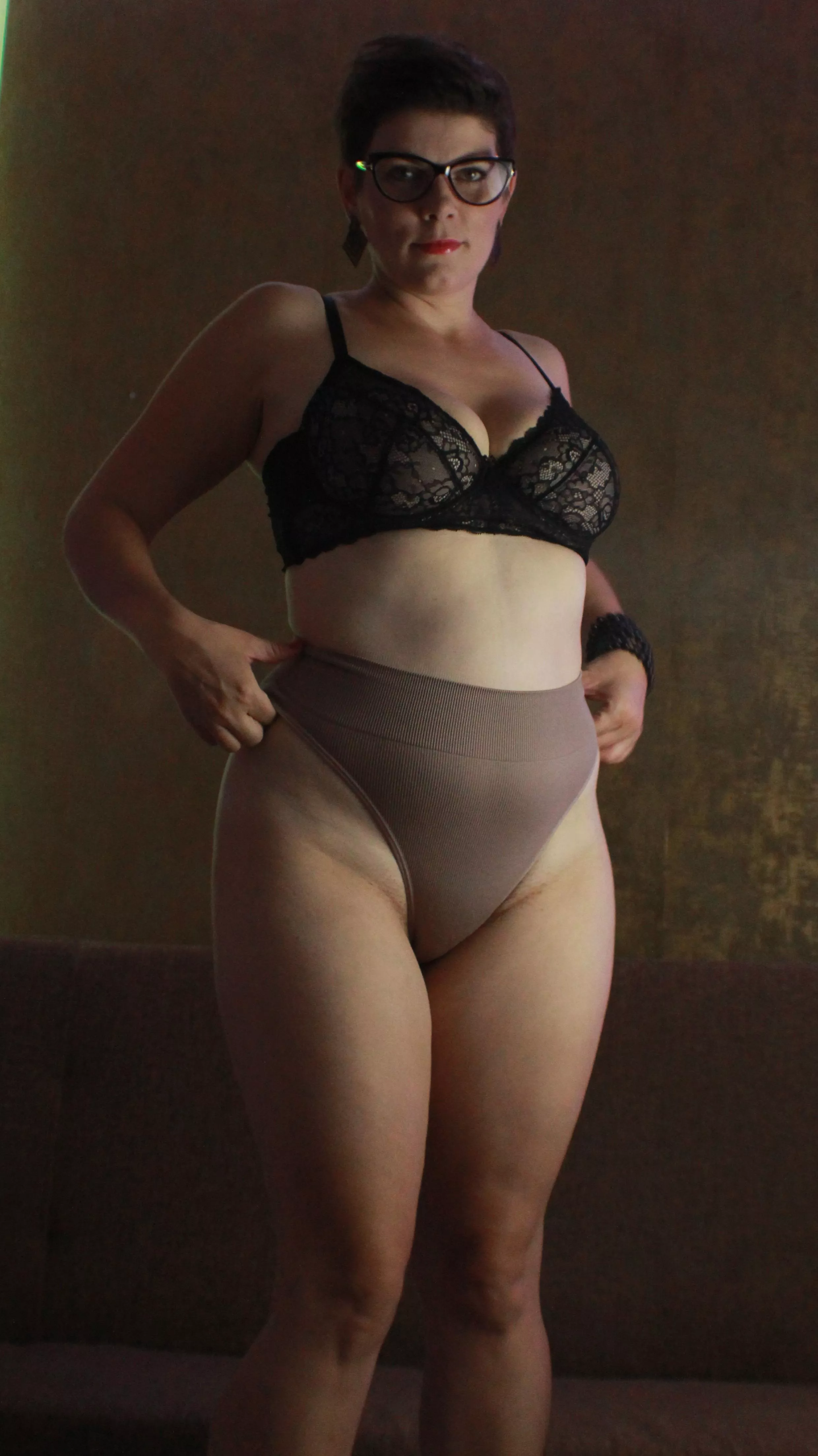 Who likes naughty mommy's 